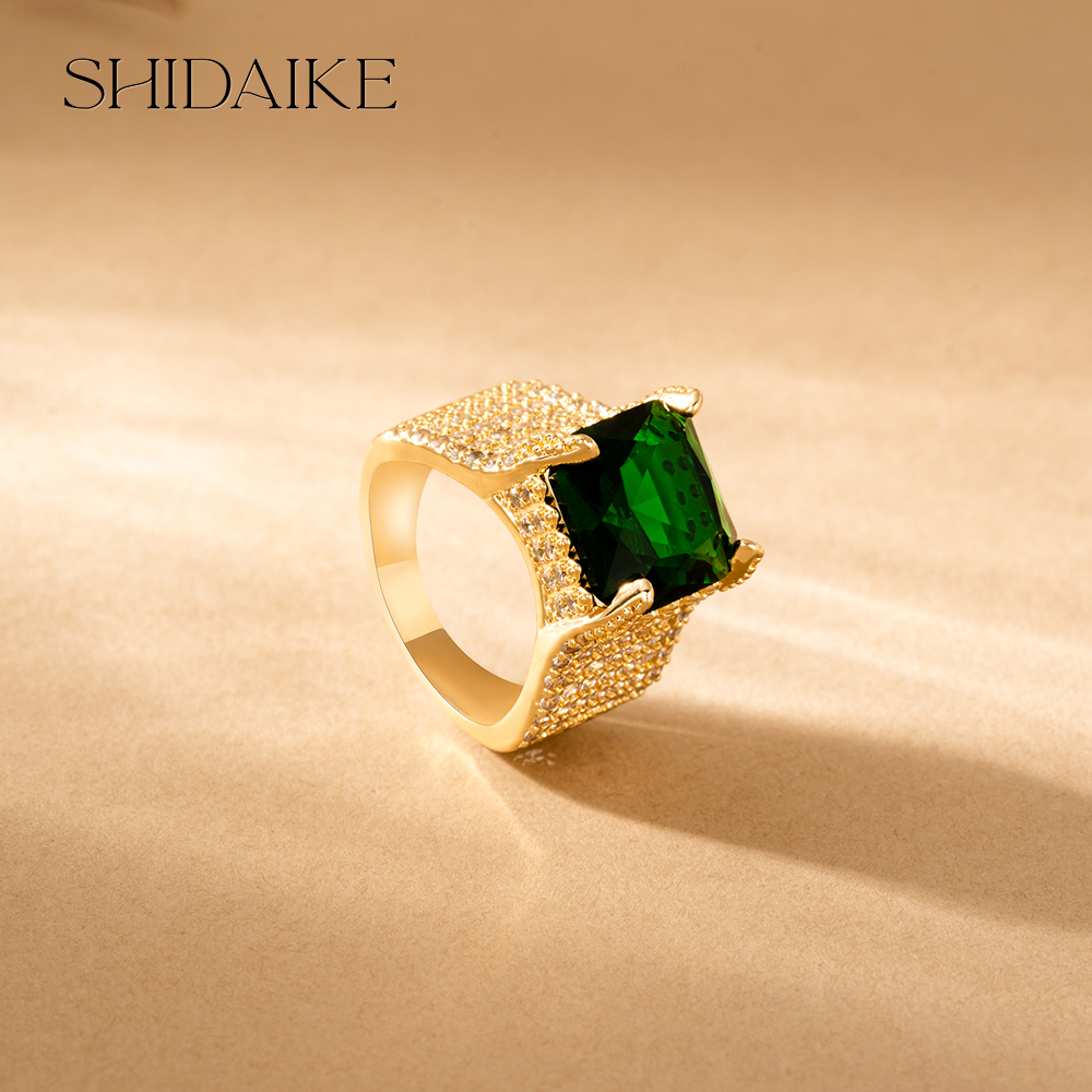 四爪绿色锆石铺面戒指